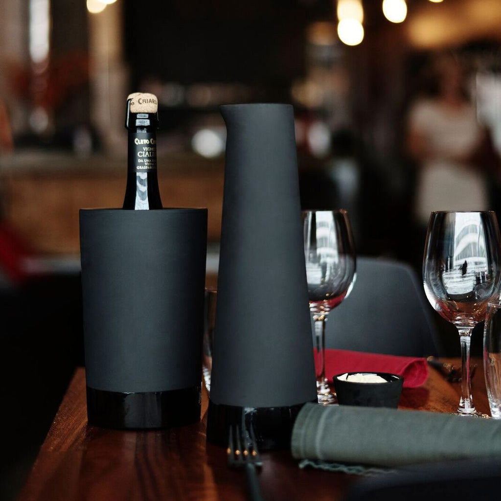 Red Dot Design Award Cold Insulation Ceramics Black Flagon Ice Bucket Flagon