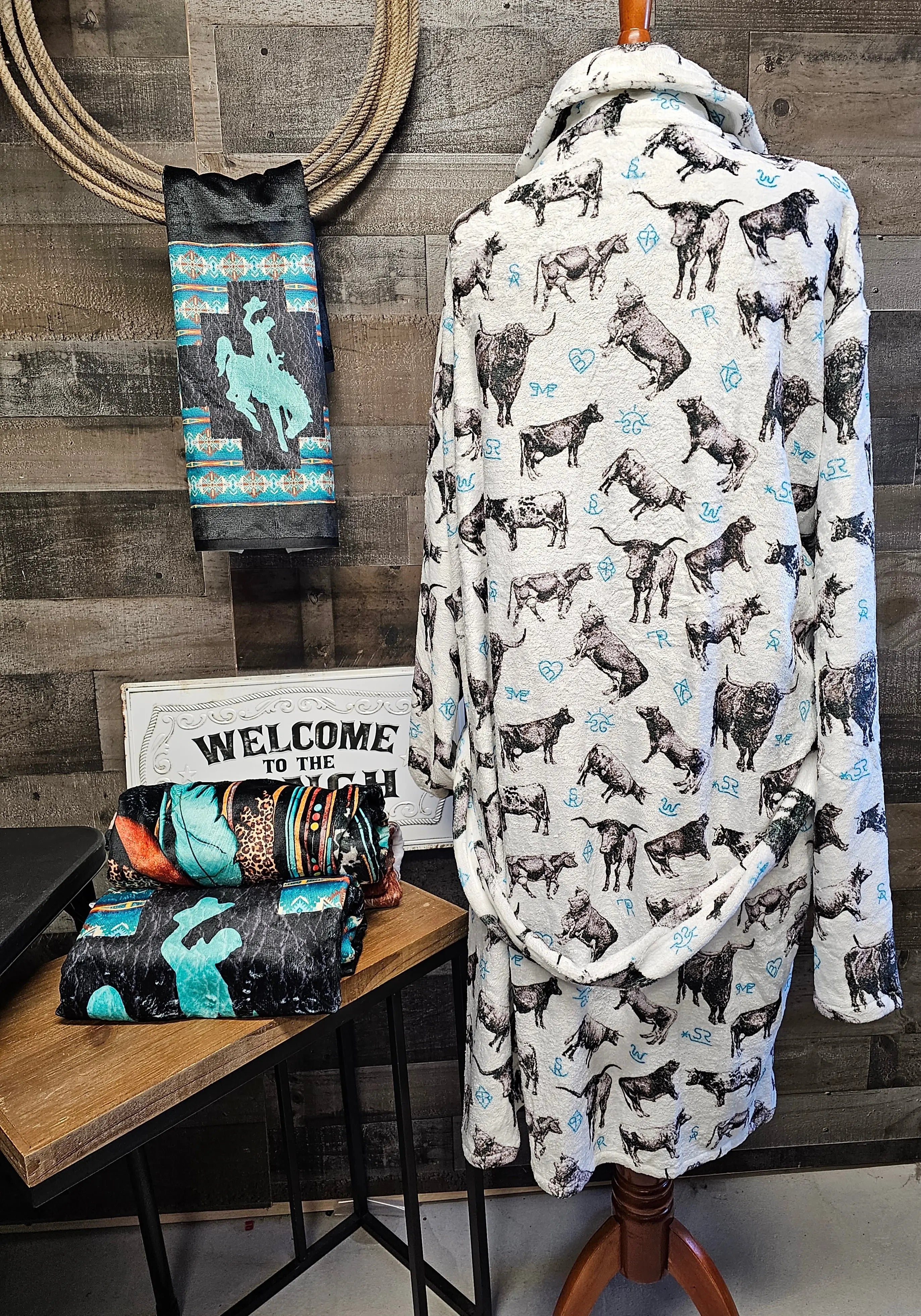 Cattle and Brands Women's Western Bath Robe Baha Ranch Western Wear