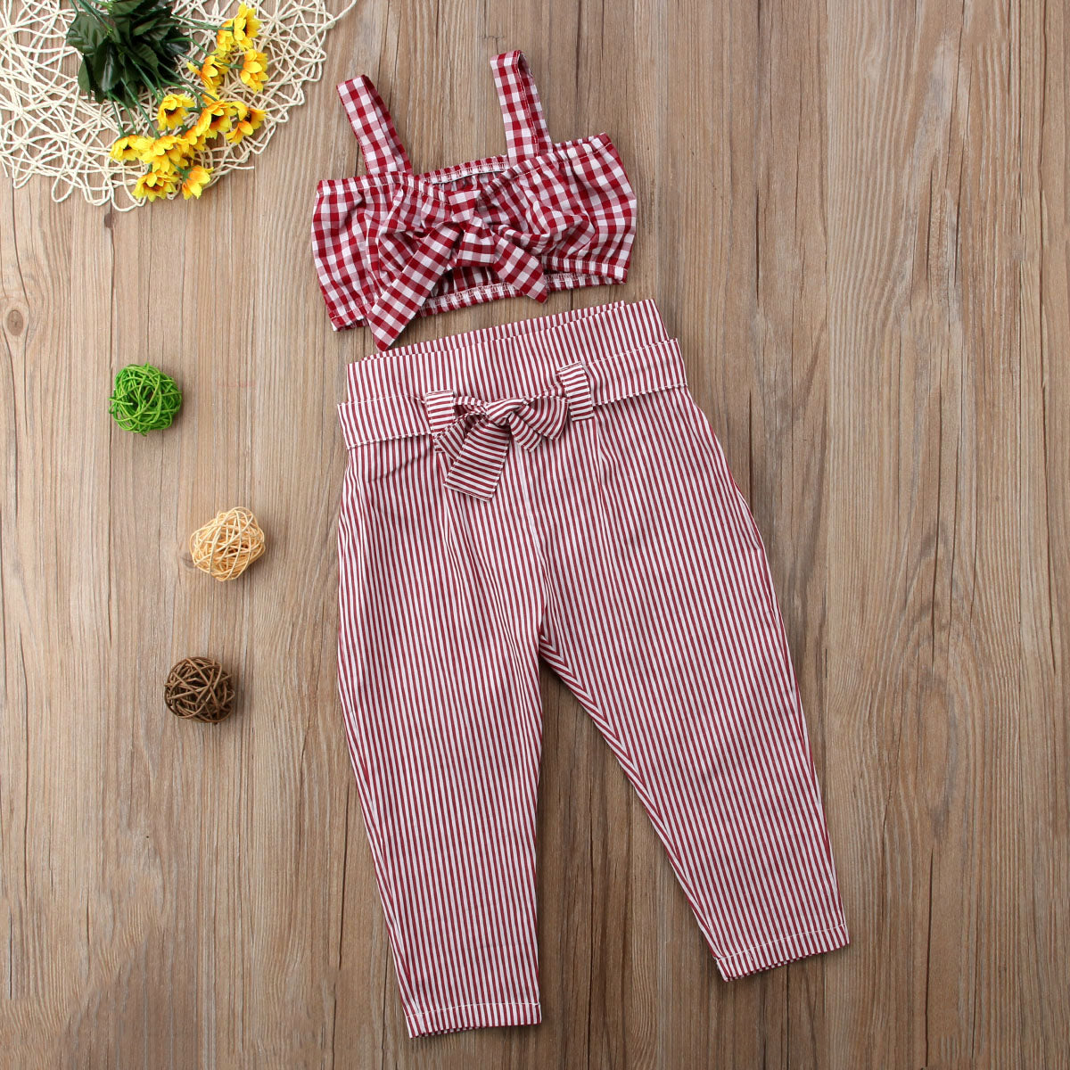 High waist pants + plaid top