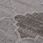 NAAR Guros Collection 6X9 White / Grey / Trellis Indoor / Outdoor Area Rug