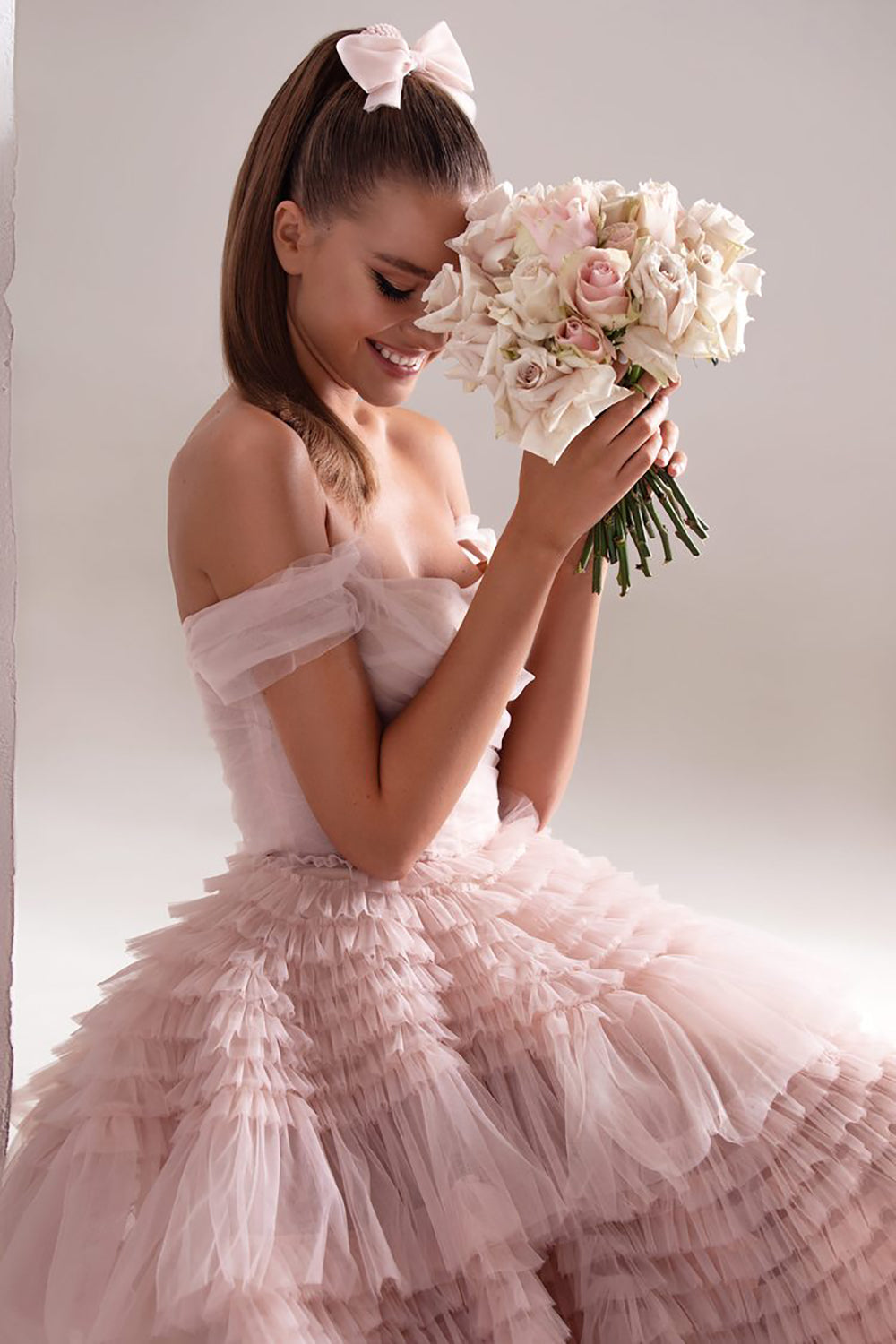 Bridal Wedding One Line Neck Lacquer Mesh Dress