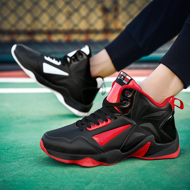 Men's sports shoes