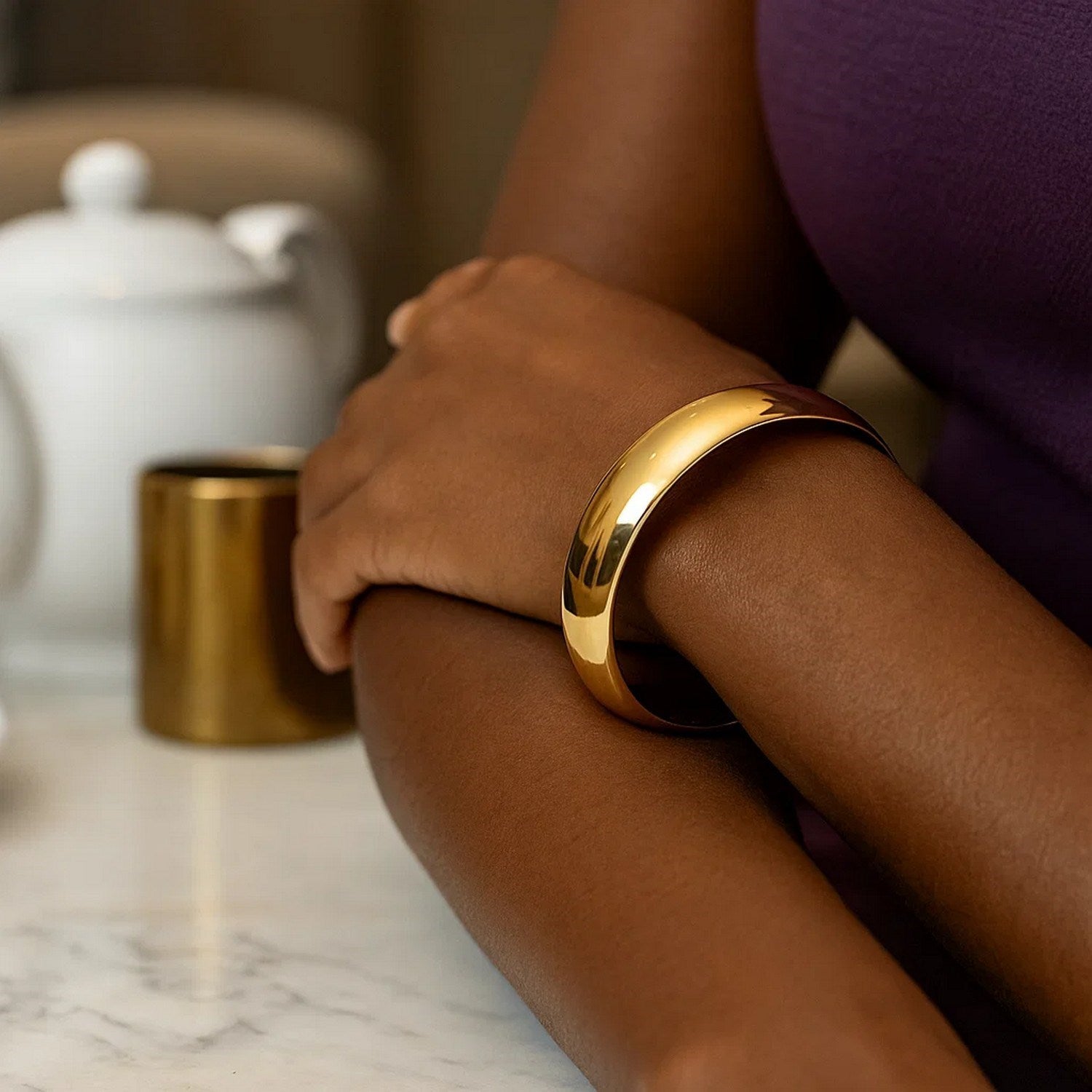 Classic Bangle in 14k Yellow Gold (13.50 mm)