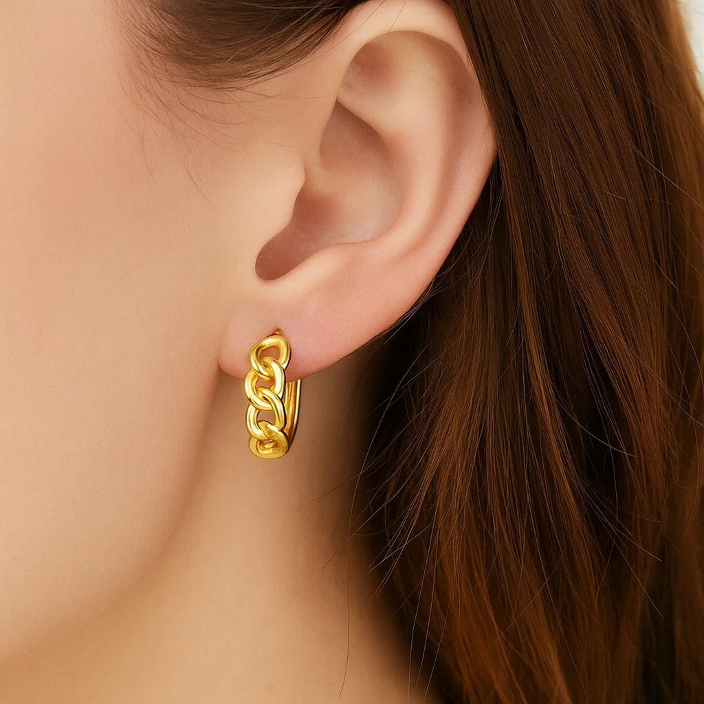 14k Yellow Gold Curb Huggie Hoop