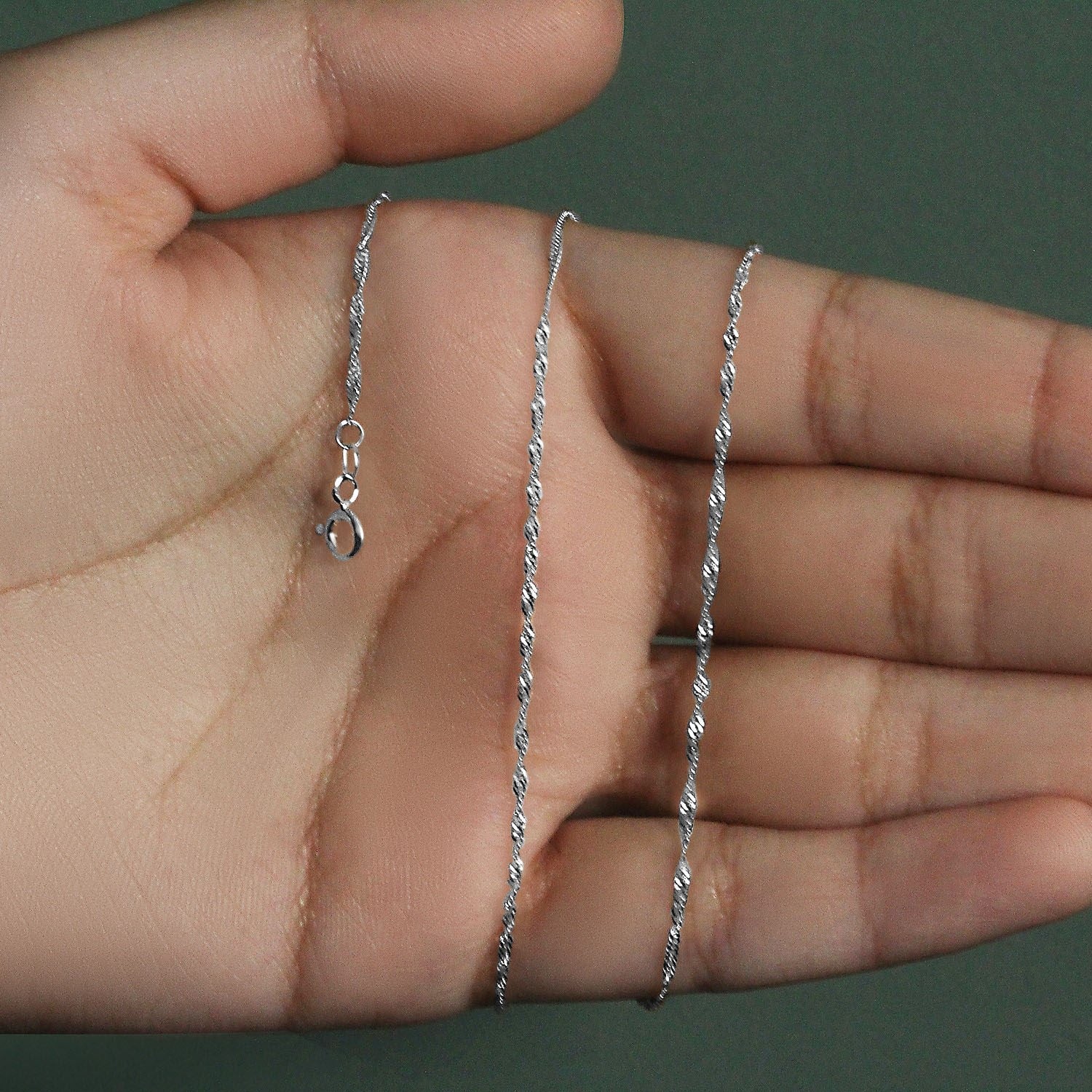 14k White Gold Singapore Chain (1.30 mm)