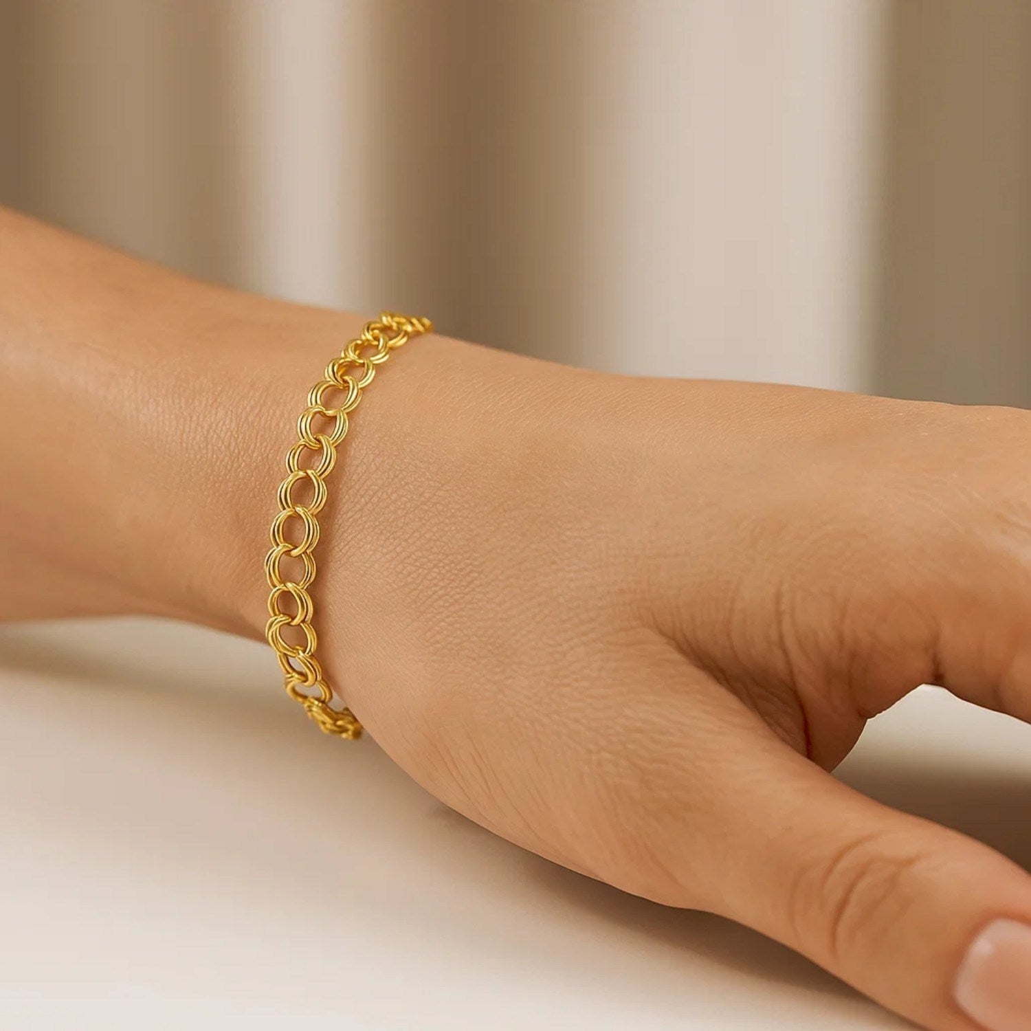 14k Yellow Gold Lite Charm Bracelet (5.00 mm)