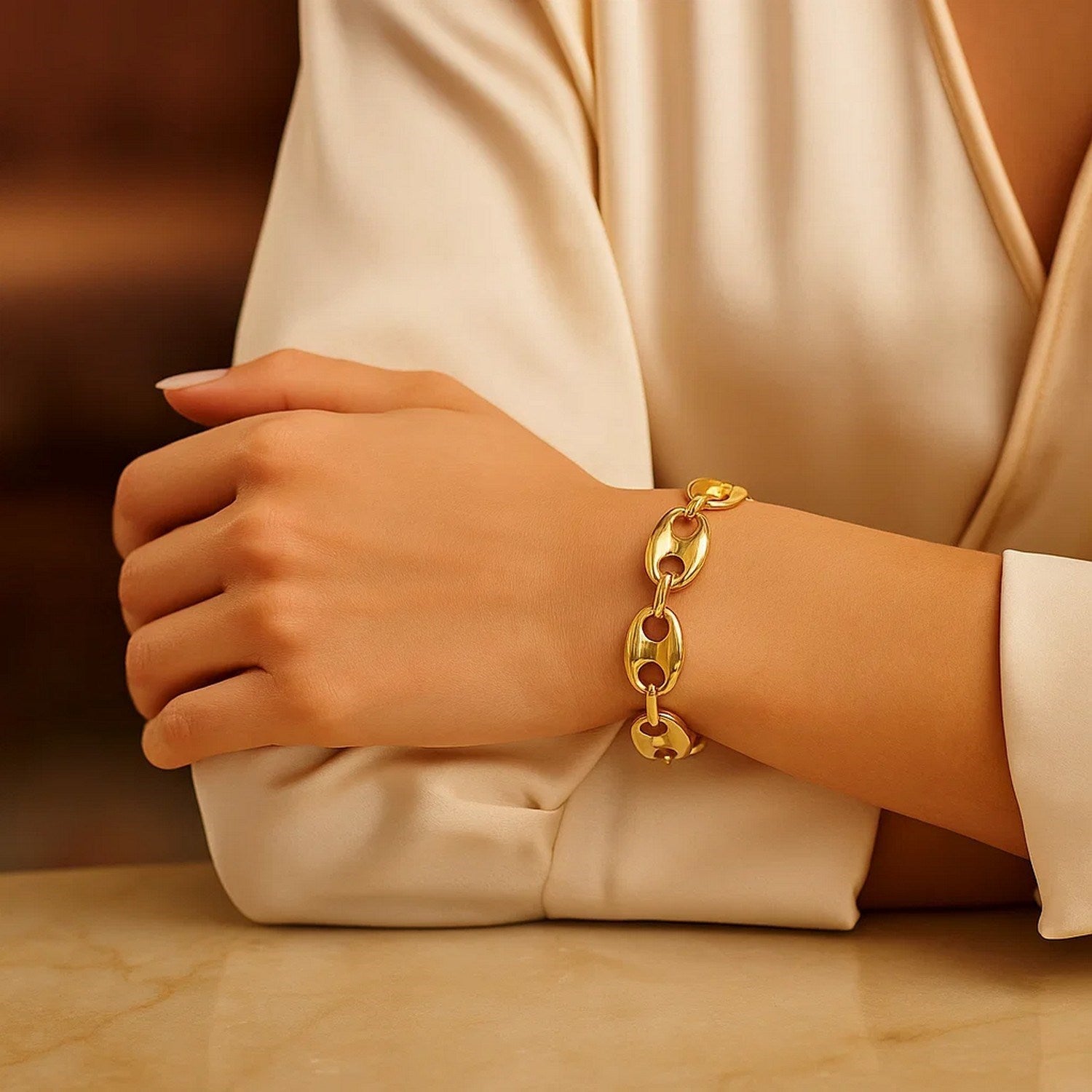 14k Yellow Gold High Polish Lite Puffed Mariner Link Bracelet  (21.00 mm)