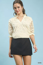 Umgee Linen V-Neck Lace Puff Sleeve Top