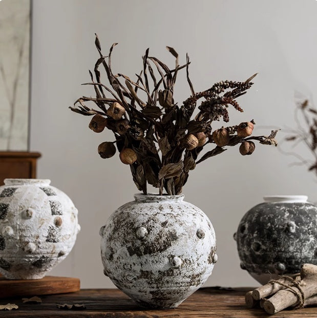 Vintage Ceramic Vase, Mid-ancient And Lonely Style Creative Distressed Ornaments