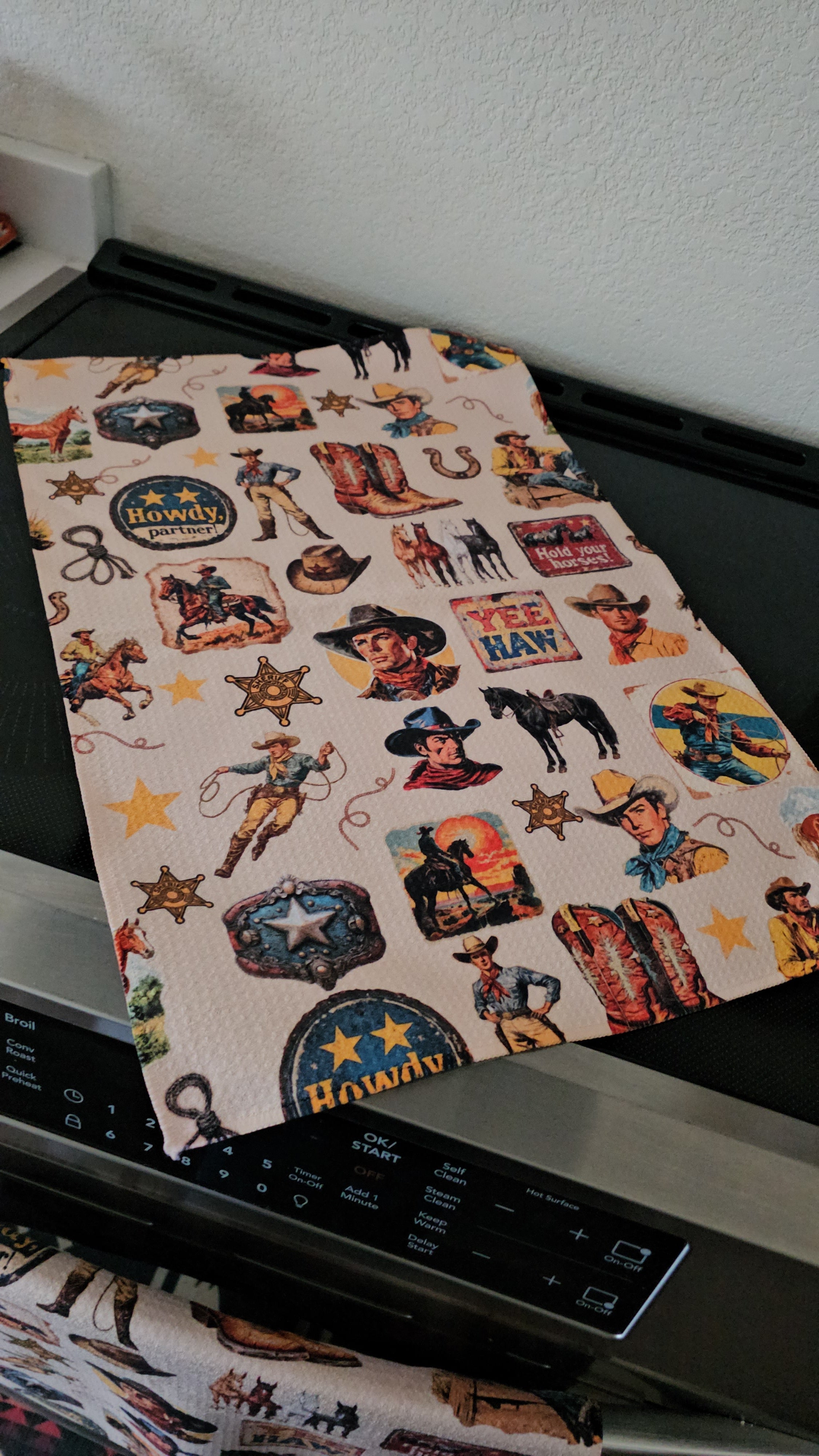Vintage Cowboy Set of 4 Kitchen Dish Towels Made in America Baha Ranch Western Wear